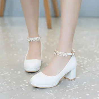 Бели Дамски Обувки за Сватба с Украса във вид на Кристали, сватбени Обувки с Каишка На щиколотке, женски Модел Обувки, Секси високи обувки-лодки, Красиви вечерни Обувки